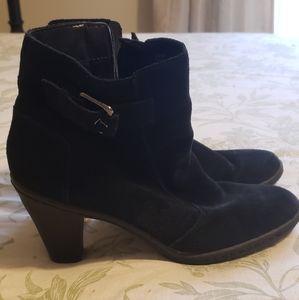 Black ankle booties size 9.5